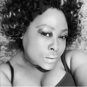 Meet your Posher, Kamilah